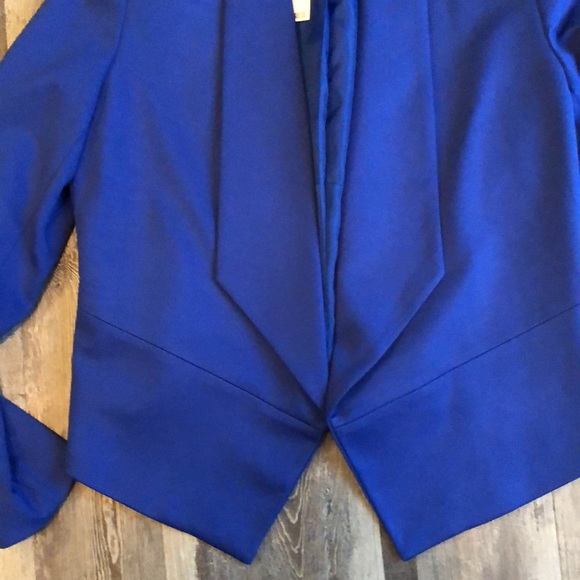 Philosophy blue tuxedo jacket. Size 4. - Picture 2 of 5